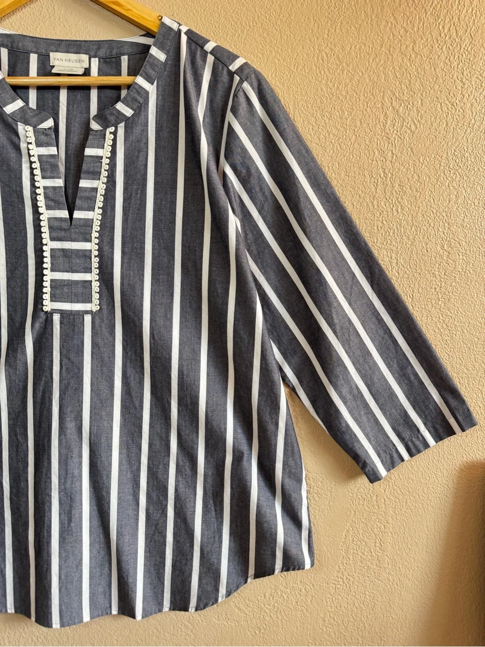 Van Heusen | Grey/White Vertical Stripe Split-Neck Tunic | Size Large